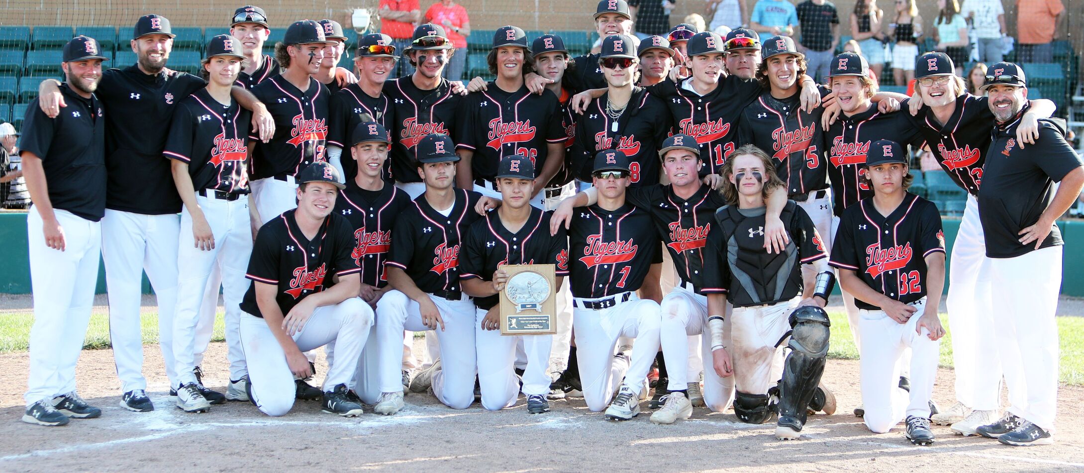 Edwardsville 6, Belleville West 5